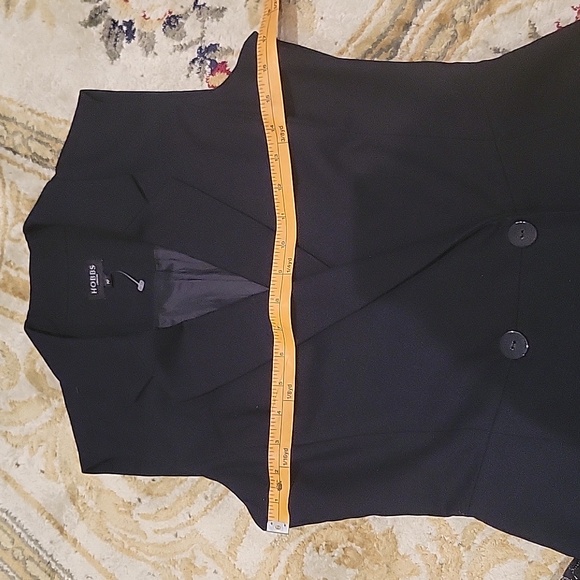 Black dress - Picture 2 of 11